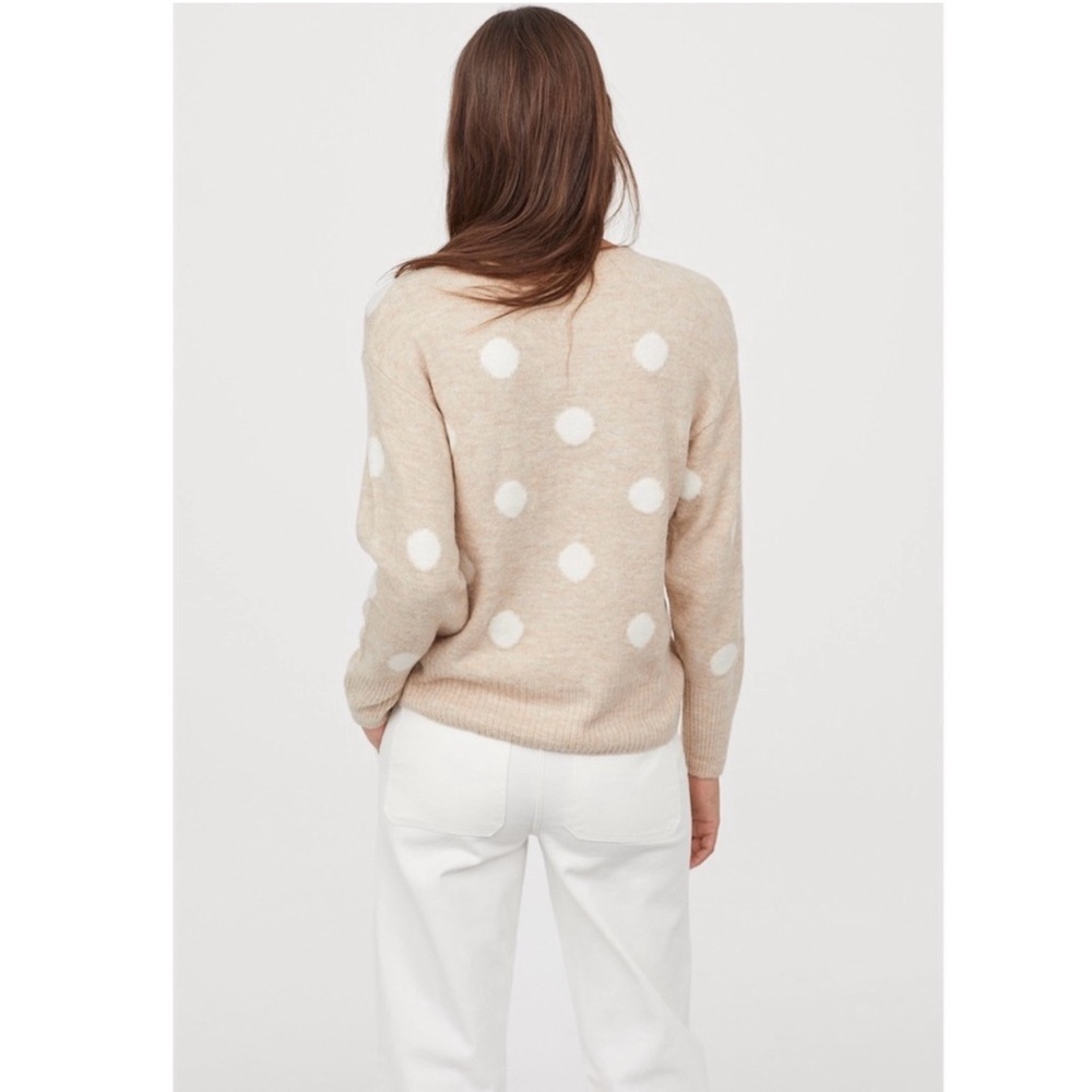 Sweater - Picture 2 of 5